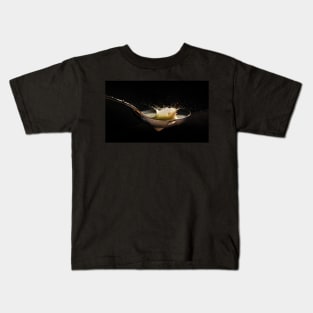 Milk splash on golden spoon Kids T-Shirt